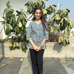 Women’s Green Lace Short Kurti – Handcrafted Ethnic Wear with Unique Detailing